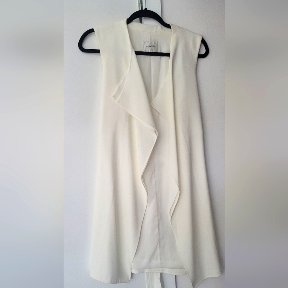 Babaton white vest